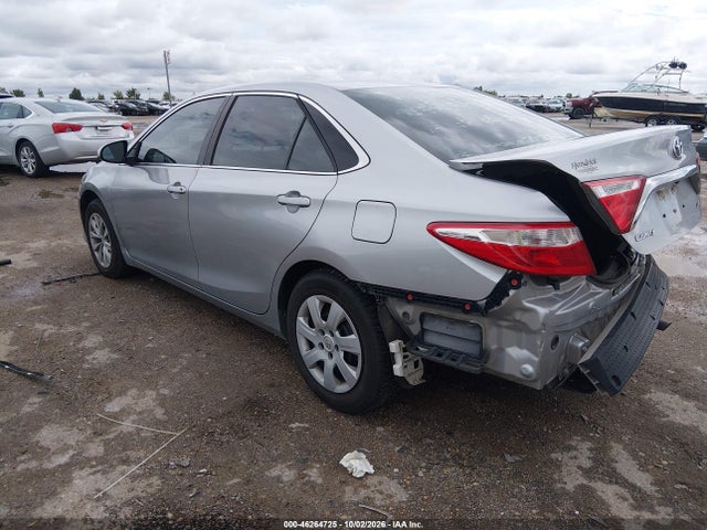 2017 TOYOTA CAMRY LE 3