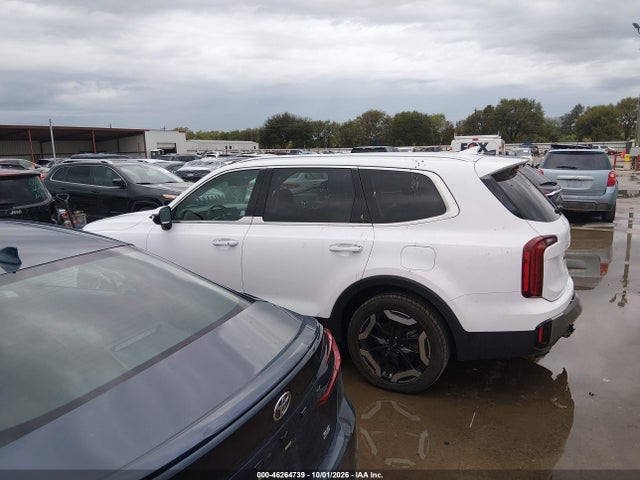 2025 KIA TELLURIDE S 14