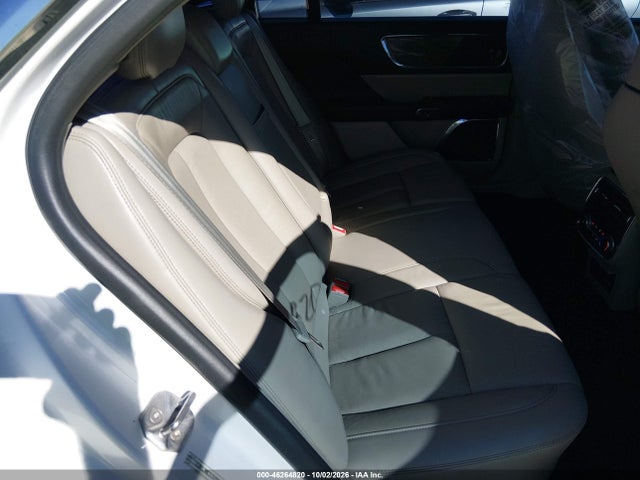 2018 LINCOLN CONTINENTAL RESERVE 8