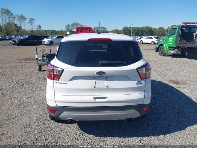2017 FORD ESCAPE SE 16