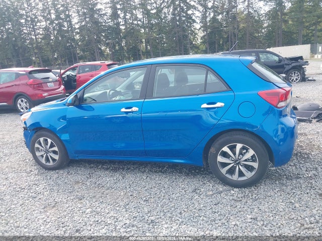 2022 KIA RIO 5 PUERTAS S 15