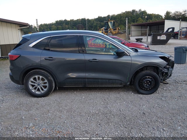 2022 FORD ESCAPE SE 14