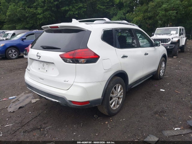 2017 NISSAN ROGUE SV 4