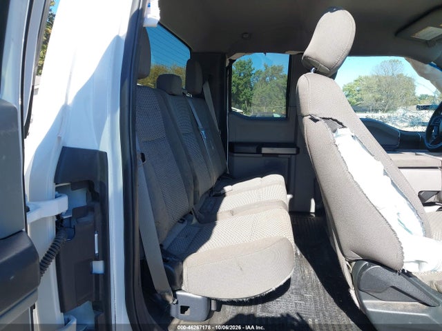 2017 FORD F-250 XLT 8