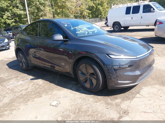2026 TESLA MODEL Y PREMIUM REAR-WHEEL DRIVE/REAR-WHEEL DRIVE