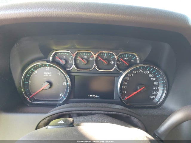 2017 GMC YUKON SLT 7