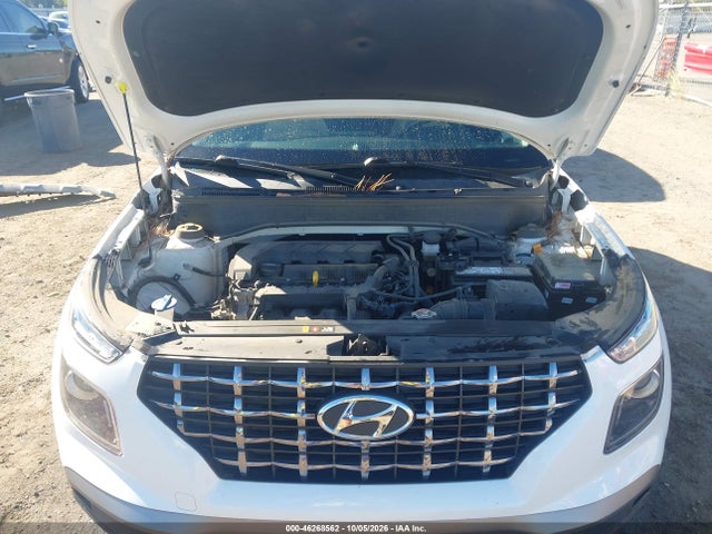 2022 HYUNDAI VENUE SEL 10