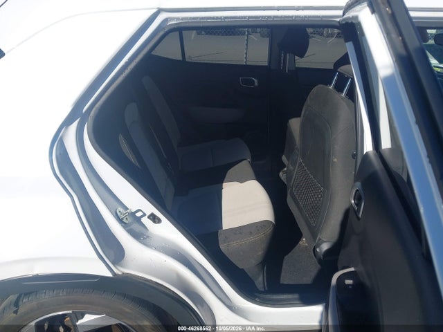 2022 HYUNDAI VENUE SEL 8