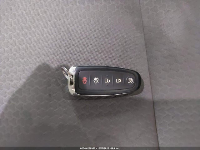 2019 FORD ESCAPE SE 11