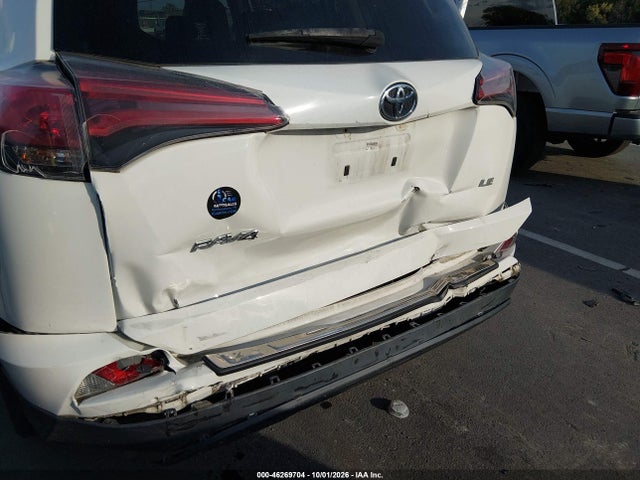 2017 TOYOTA RAV4 LE 18