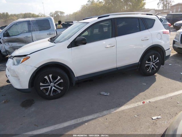 2017 TOYOTA RAV4 LE 2
