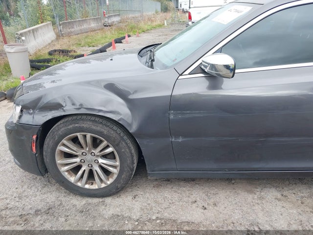 2017 CHRYSLER 300C 6