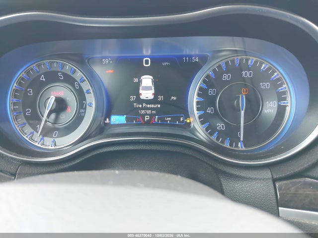 2017 CHRYSLER 300C 7
