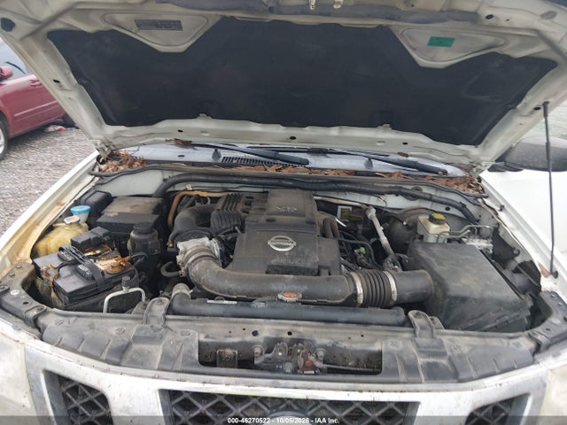 2018 NISSAN FRONTIER SV 10