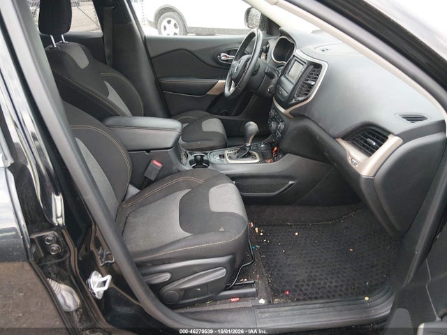2018 JEEP CHEROKEE LATITUDE 4X4 5