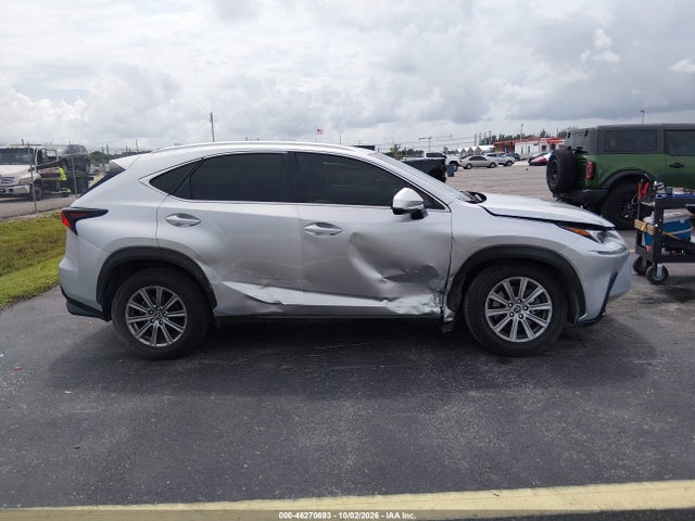 2018 LEXUS NX 300 13