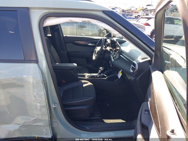 2025 CHEVROLET TRAILBLAZER AWD LT 5