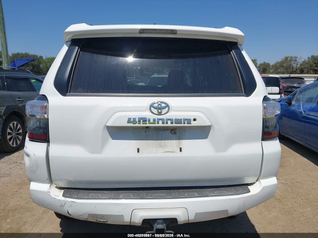 2019 TOYOTA 4RUNNER SR5 17