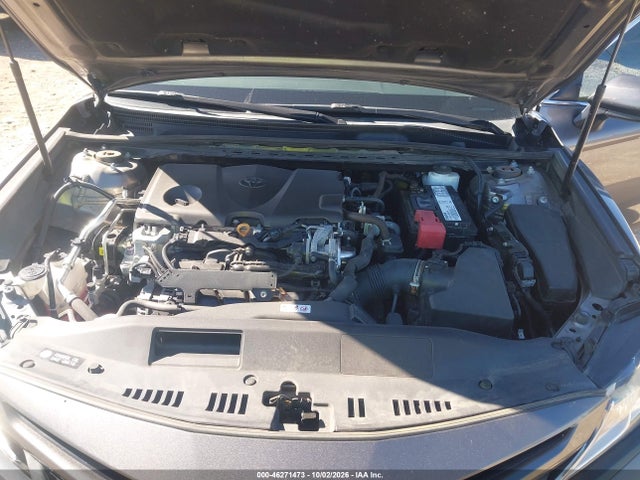 2019 TOYOTA CAMRY SE 10