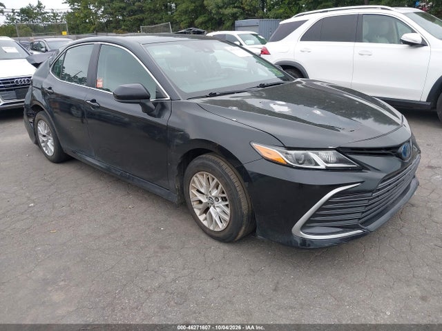 2021 TOYOTA CAMRY LE HYBRID