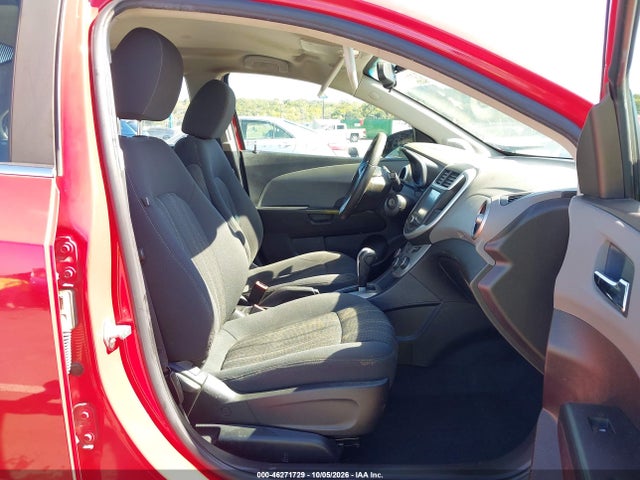 2017 CHEVROLET SONIC LT AUTO 5