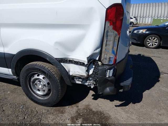 2019 FORD TRANSIT-150 6