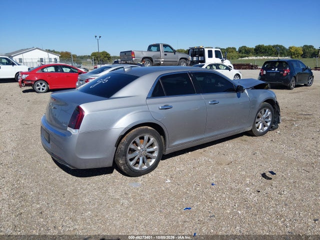 2018 CHRYSLER 300 LIMITED AWD 4