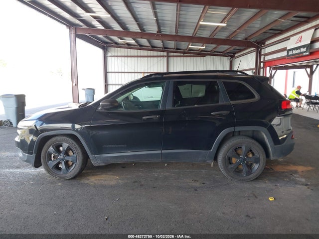 2017 JEEP CHEROKEE ALTITUDE FWD 14