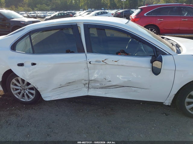 2018 TOYOTA CAMRY LE 6