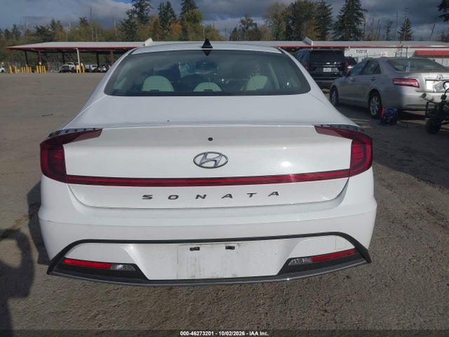 2023 HYUNDAI SONATA SE 16
