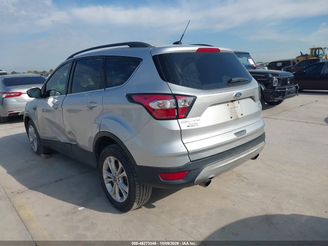 2018 FORD ESCAPE SE 3