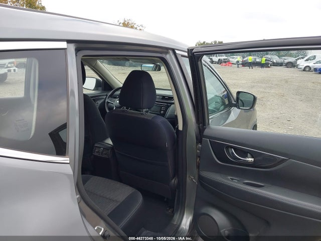 2017 NISSAN ROGUE S 8