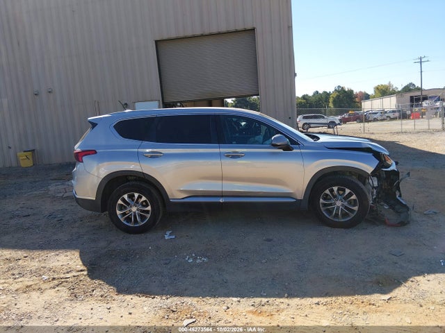 2020 HYUNDAI SANTA FE SE 13