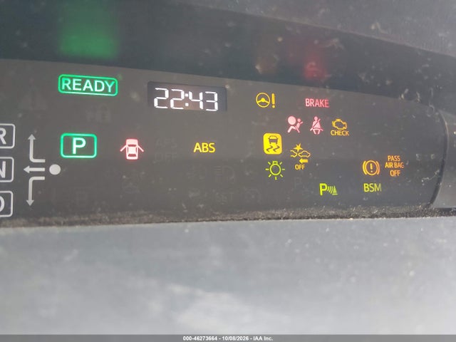 2019 TOYOTA PRIUS LE 7