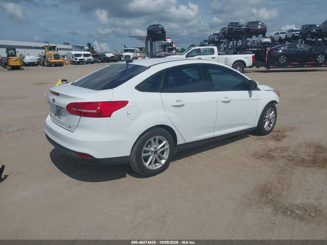 2017 FORD FOCUS SE 4