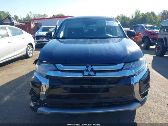 2018 MITSUBISHI OUTLANDER ES 12