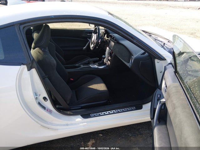 2017 TOYOTA 86 5