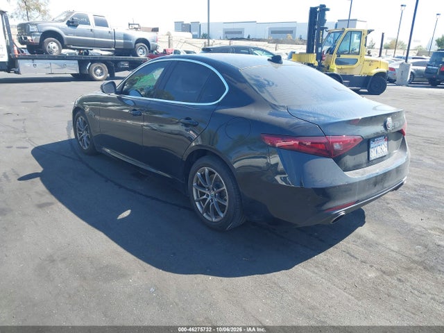 2018 ALFA ROMEO GIULIA RWD 3