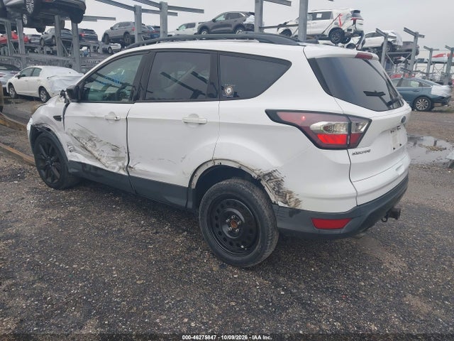 2017 FORD ESCAPE SE 3