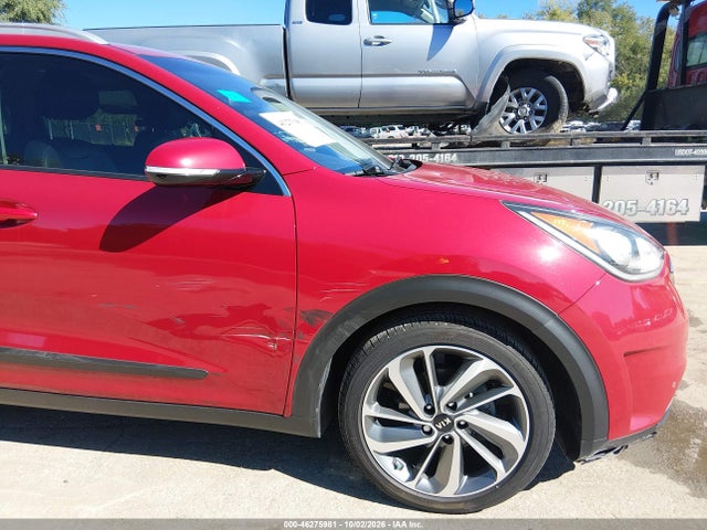 2017 KIA NIRO TOURING 6