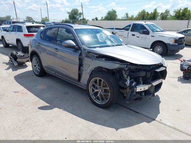 2018 ALFA ROMEO STELVIO TI SPORT AWD