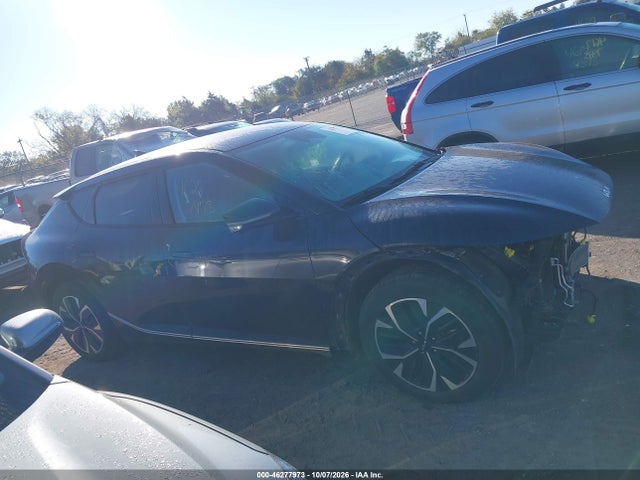 2022 KIA EV6 WIND 13
