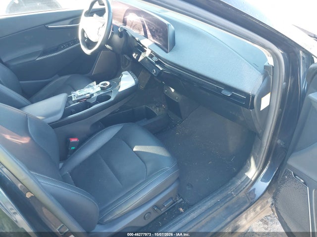 2022 KIA EV6 WIND 5