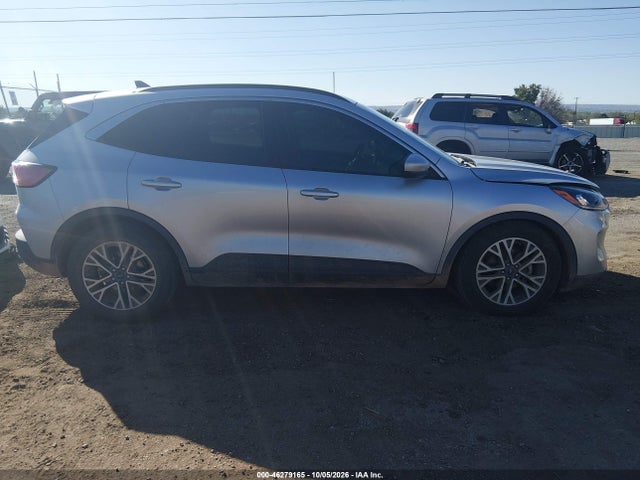 2020 FORD ESCAPE SEL 12
