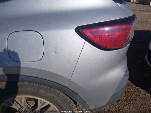 2020 FORD ESCAPE SEL 6