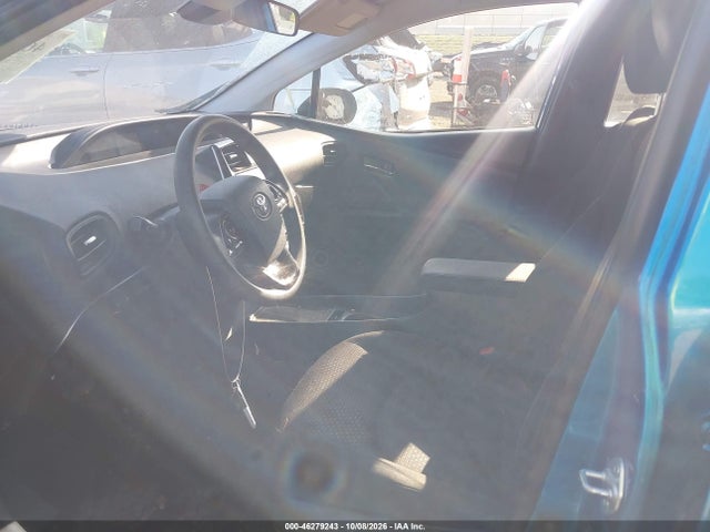 2021 TOYOTA PRIUS LE AWD-E 5