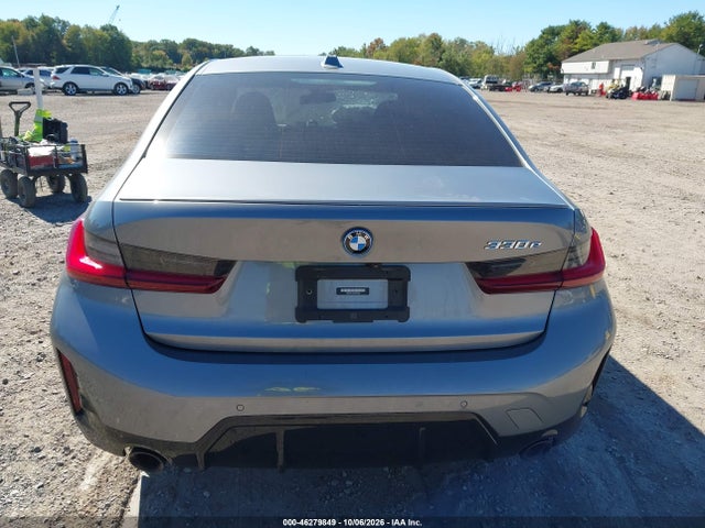 2023 BMW 330E 17