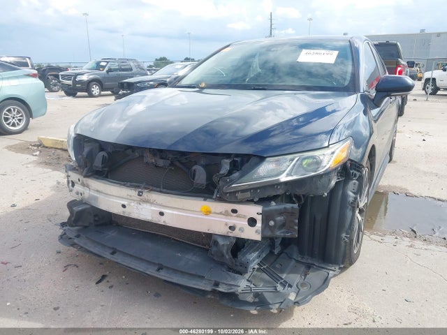 2020 TOYOTA CAMRY SE 21