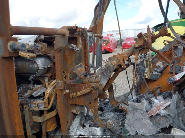 2023 CASE TRACTOR 7