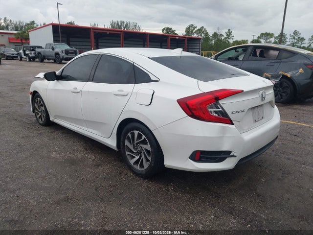 2018 HONDA CIVIC EX 3